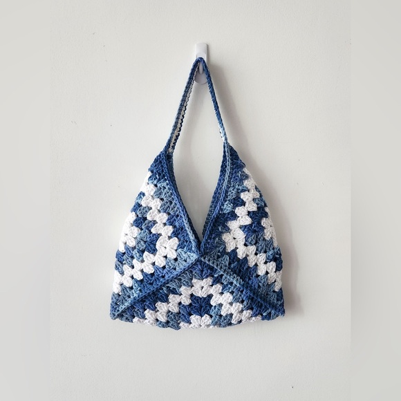 Crochet Purse - Picture 3 of 4